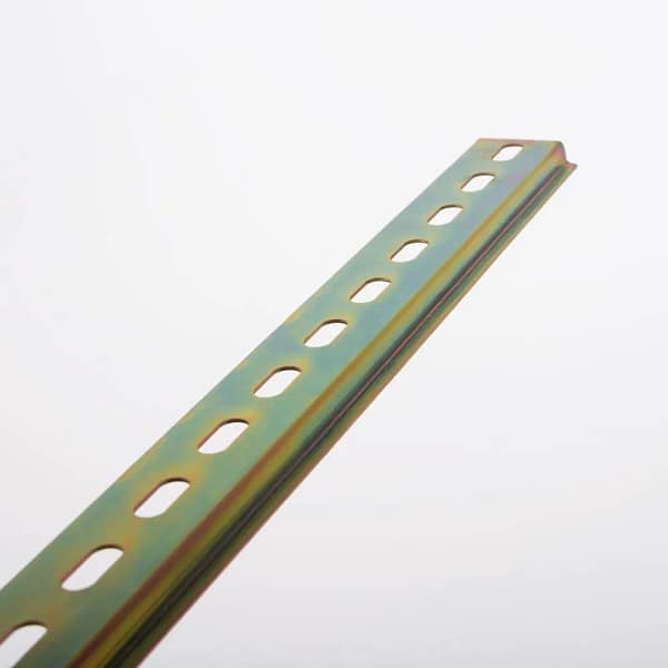Șină Zincată Omega 35x7.5x1mm